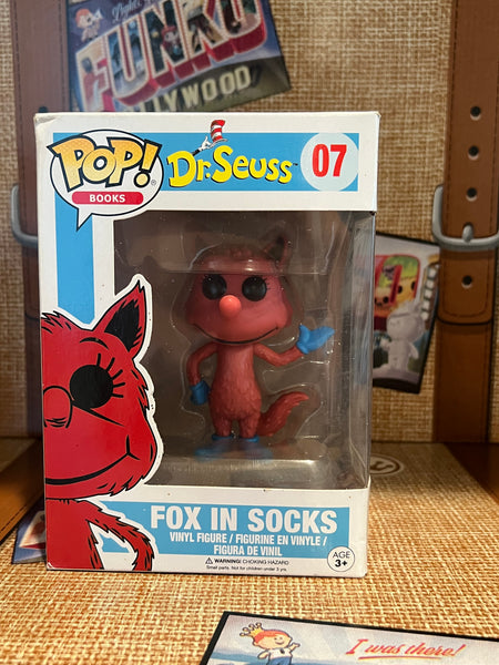 Funko Pop! - Dr. Seuss: Fox in Socks 07